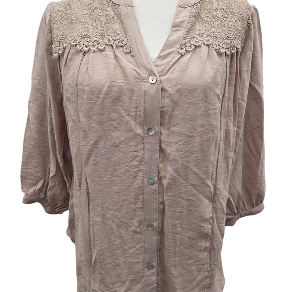 NwT Anthropologie Chic Lace-Accented Beige Blouse Boho Flowy Lace Farmhouse - Picture 2 of 9